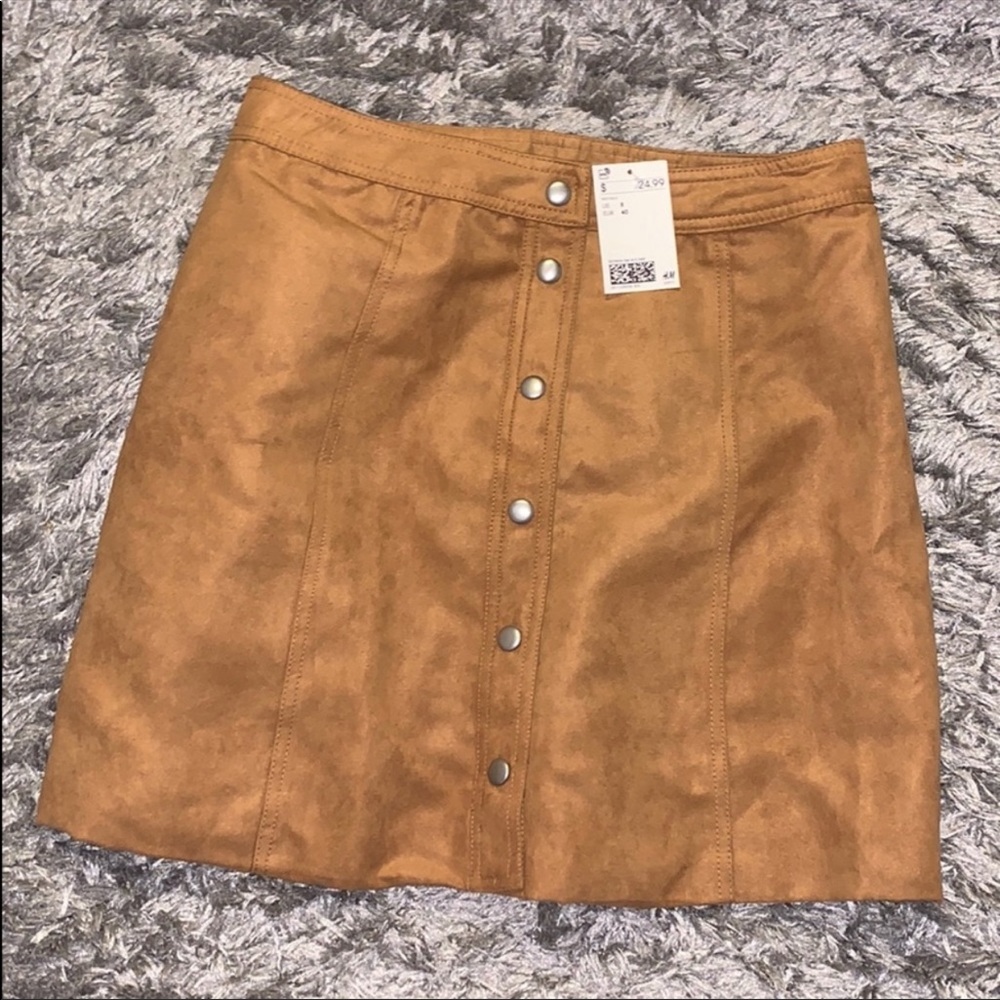 Cute and brand new summer and Fall skirt!